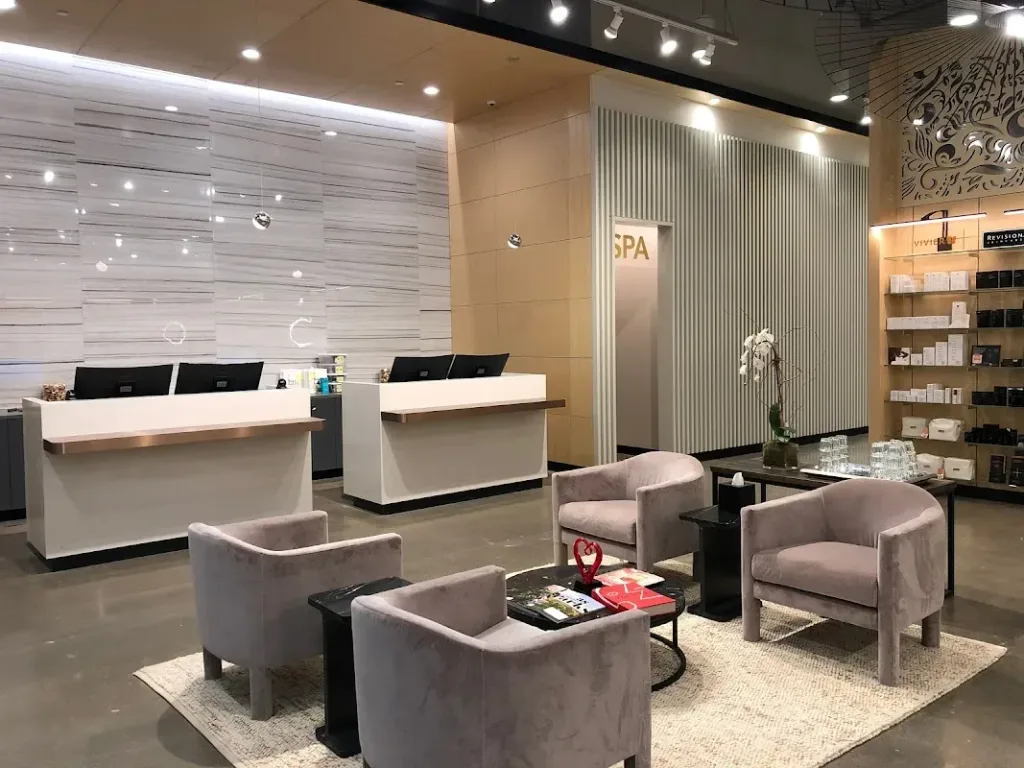 Lili Salon Spa — Beauty salon in Edina